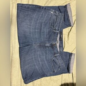 Simply Vera Wang crops . Size 18. Excellent condition